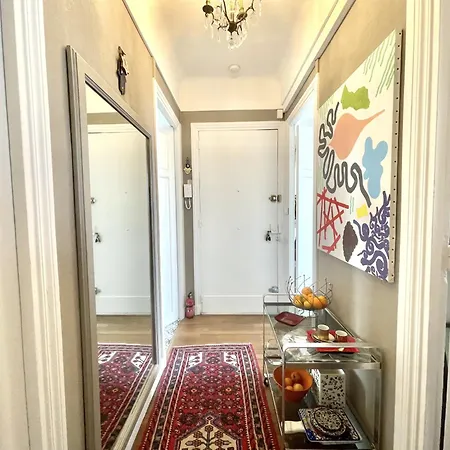 The Artist Apartment, By Welcome To Апартаменты